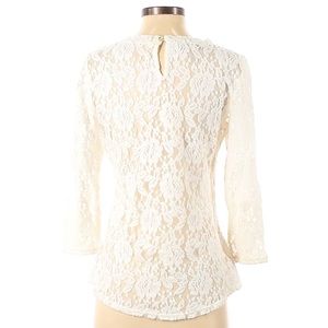 Banana Republic lace 3/4 sleeve scoop neck top